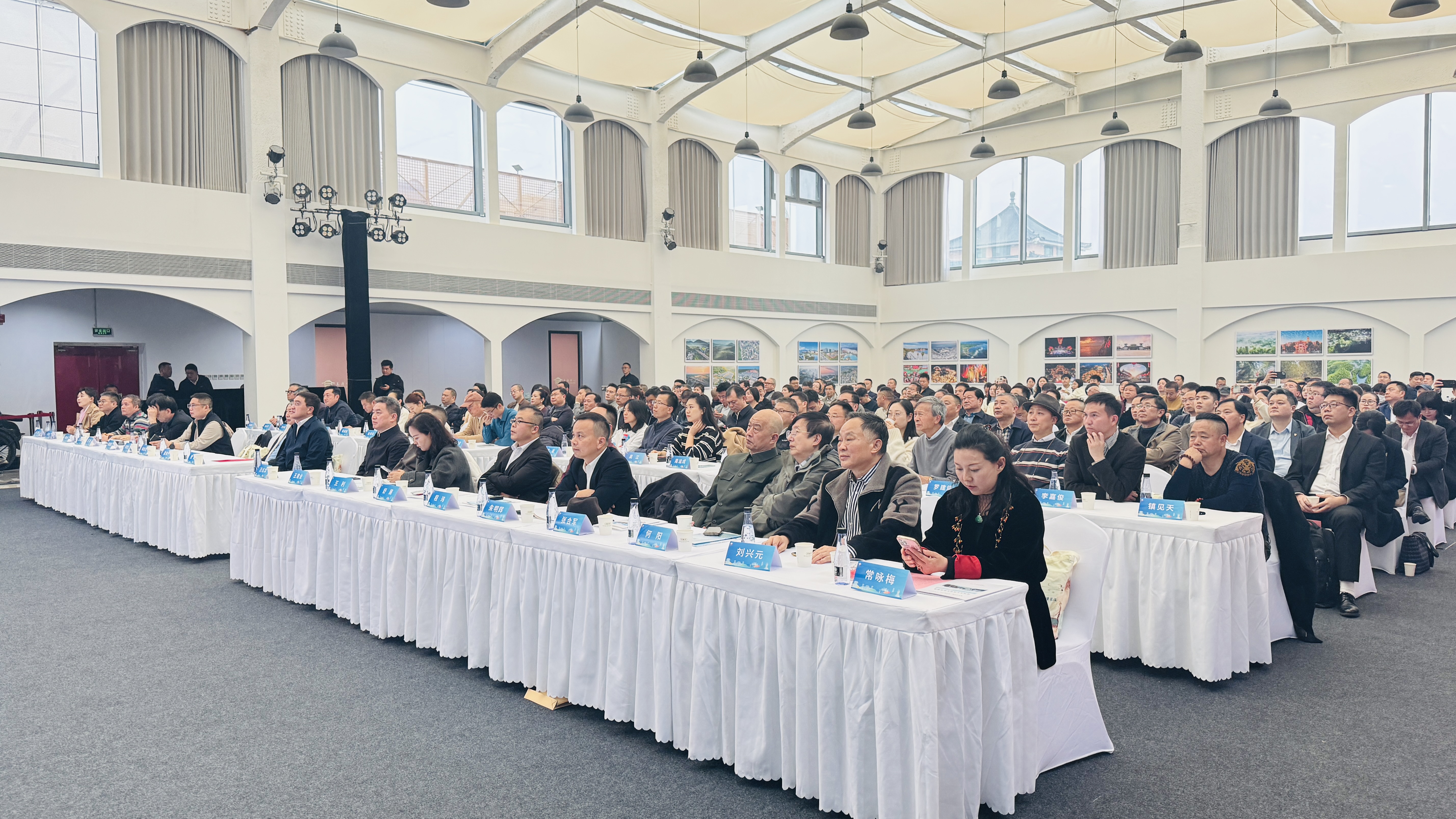 香港免费资料六曲大全