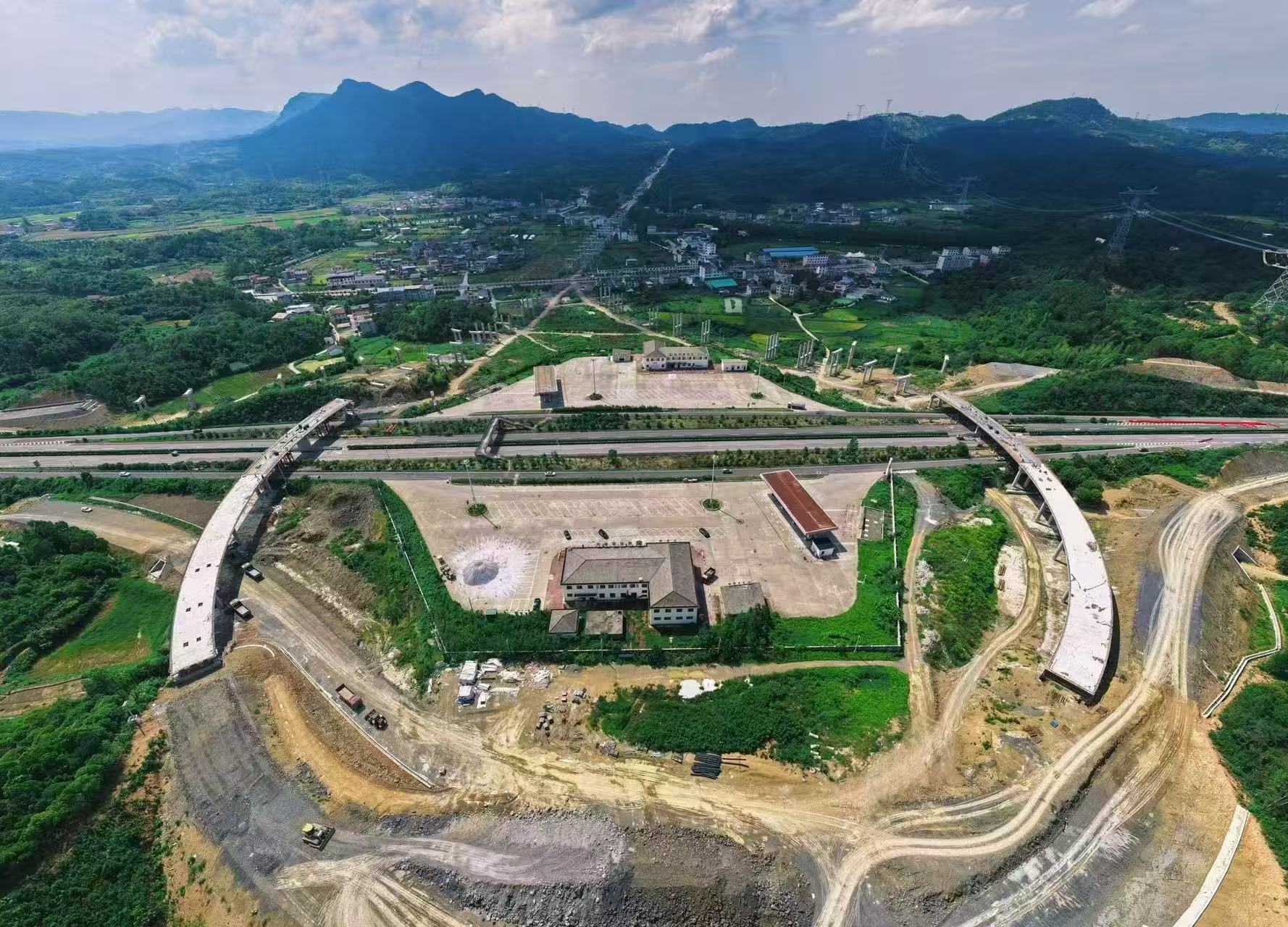 图3.jpg 香港免费资料六曲大全